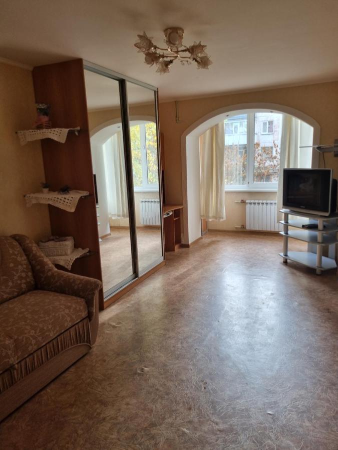 1Комнатная Квартира С Ноткой Прованса Apartment Kremenciuk Exterior foto